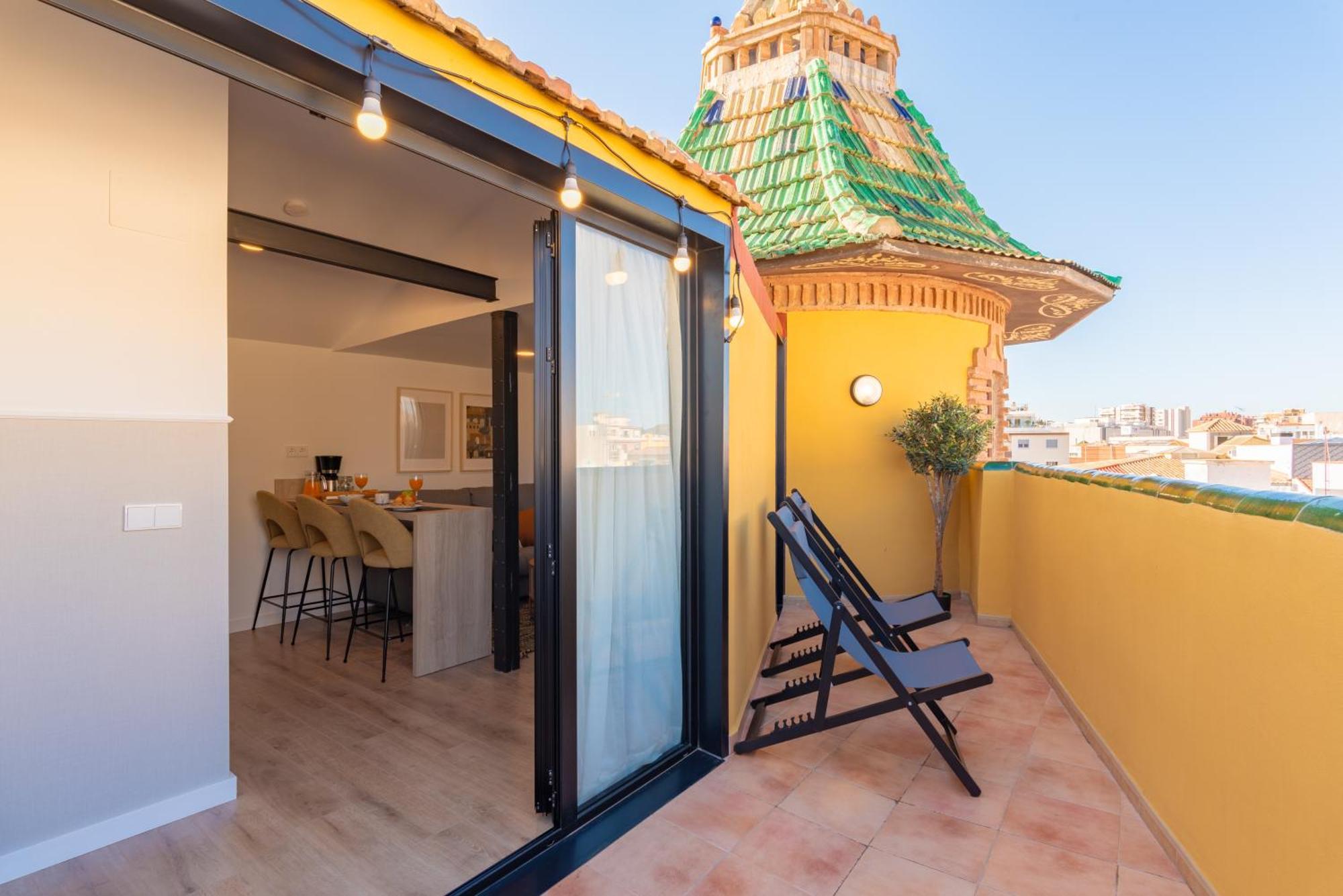 Feelathome Atarazanas Apartments Malaga Ngoại thất bức ảnh