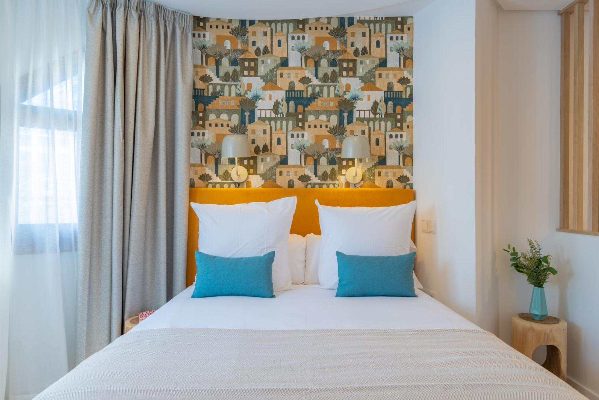 Feelathome Atarazanas Apartments Malaga Ngoại thất bức ảnh